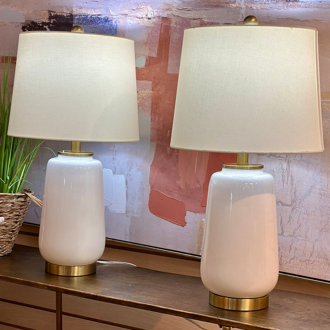 BMC 'Cream' Lamp