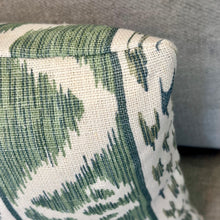 Load image into Gallery viewer, Cowtan Rapallo Designer Lumbar
