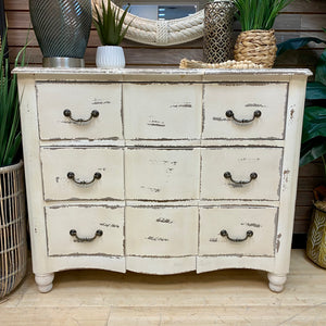 3DRW Distressed Ivory Chest