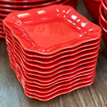 Load image into Gallery viewer, Set/55 Pottery Barn 'Cambria' Dinnerware Set
