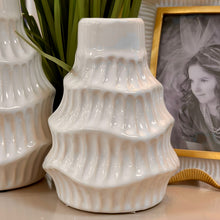 Load image into Gallery viewer, SM Wavy Ivory Vase
