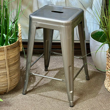 Load image into Gallery viewer, Metal Counter Stool
