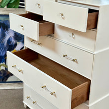 Load image into Gallery viewer, Stanley &#39;Mull Holland&#39; Dresser
