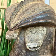 Load image into Gallery viewer, Plaster Tikki Head
