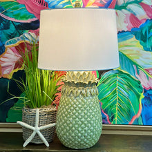 Load image into Gallery viewer, Green Pineapple Lamp
