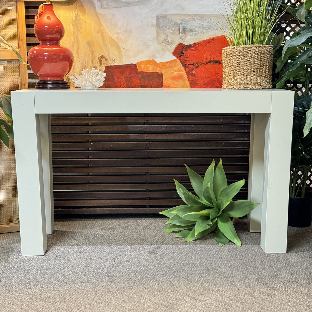 'Calamar' Console by Elk Home