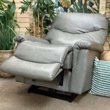 Load image into Gallery viewer, La-Z-Boy &#39;James&#39; Power Recliner
