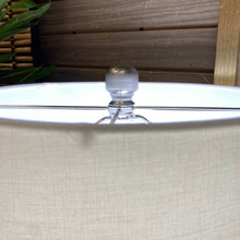 Load image into Gallery viewer, Blue &amp; White Bird Motif Lamp
