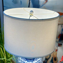 Load image into Gallery viewer, Blue/White Chinoiserie Lamp

