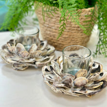 Load image into Gallery viewer, Oyster Votive Holder
