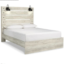 Load image into Gallery viewer, Queen Farmhouse Bed
