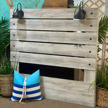 Load image into Gallery viewer, Queen Farmhouse Bed
