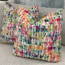 Load image into Gallery viewer, Greenfront Colorful Down Pillow
