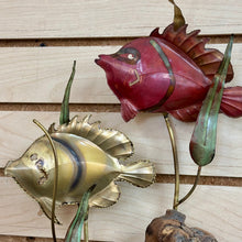 Load image into Gallery viewer, Metal Fish On Driftwood
