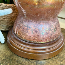 Load image into Gallery viewer, Metallic Gold Lamp
