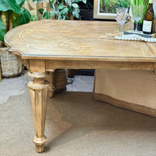 Load image into Gallery viewer, Hooker 'Solana' Dining Table
