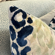 Load image into Gallery viewer, Animal Print Down Pillow
