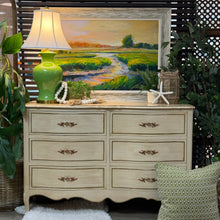 Load image into Gallery viewer, Drexel Heritage 6DRW Dresser
