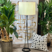 Load image into Gallery viewer, Black Iron Floor Lamp
