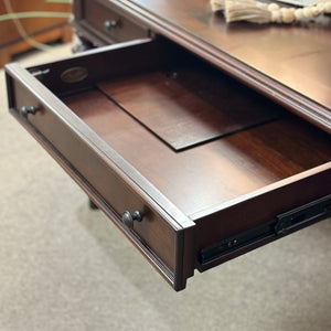 Hooker 'South Park Leg Desk'