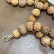 Load image into Gallery viewer, Gourd Ball Garland
