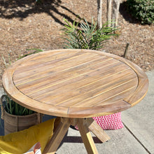 Load image into Gallery viewer, Outdoor Round Wood Dining Table
