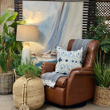 Load image into Gallery viewer, Havertys &#39;Metro&#39; Leather Recliner
