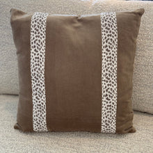 Load image into Gallery viewer, Green Leopard Pillow
