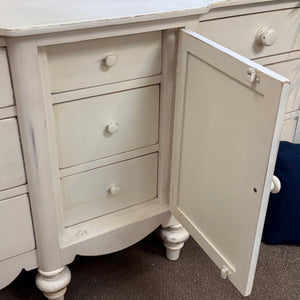 Lexington Dresser W/Mirror