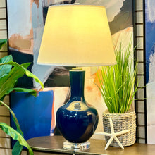 Load image into Gallery viewer, Ethan Allen &#39;Lia&#39; Lamp
