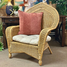 Load image into Gallery viewer, Wicker Accent Chair
