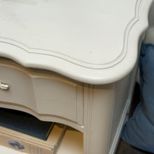 Load image into Gallery viewer, 1DRW Ivory Nightstand
