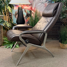 Load image into Gallery viewer, Ekorness &#39;James&#39; Chair &amp; Ottoman
