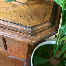 Load image into Gallery viewer, 2DR Wood/Metal Console
