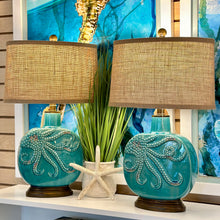 Load image into Gallery viewer, Turquoise Octopus Lamp
