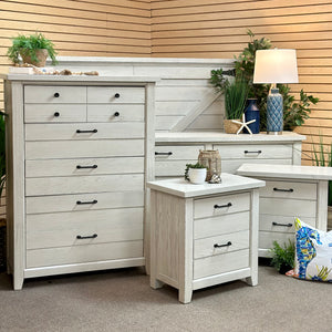 Havertys 'Briar Lake' Dresser W/Mirror