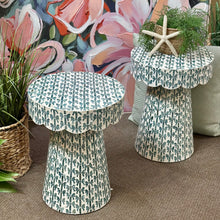 Load image into Gallery viewer, Blue Bow Capiz Table
