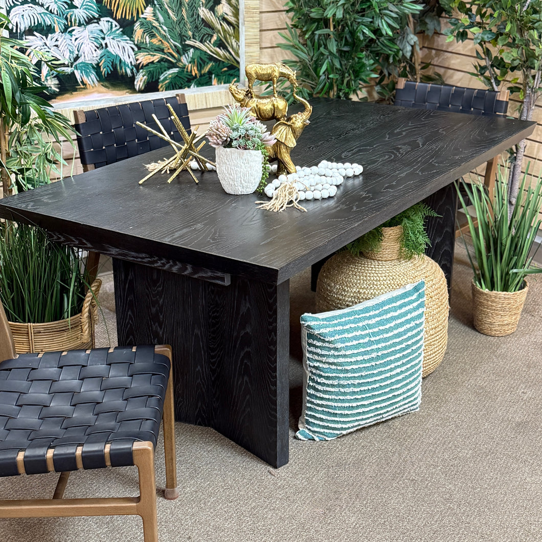 Williams Son. 'Kinfe Edge' Dining Table