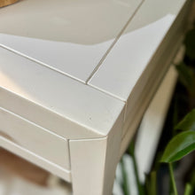 Load image into Gallery viewer, White 2DRW Console
