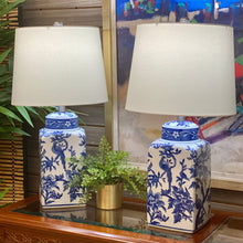 Load image into Gallery viewer, Blue &amp; White Bird Motif Lamp
