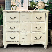 Load image into Gallery viewer, 3DRW Distressed Ivory Chest
