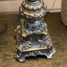 Load image into Gallery viewer, Buffet Lamp W/Black Shade
