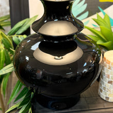 Load image into Gallery viewer, Black Tiered Lamp

