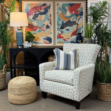 Load image into Gallery viewer, Ivory Starfish Chair
