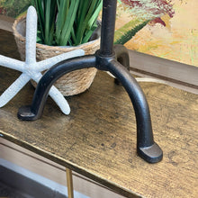 Load image into Gallery viewer, Black Iron Lamp
