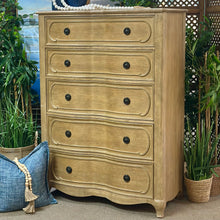 Load image into Gallery viewer, Haverty&#39;s Chest
