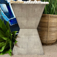 Load image into Gallery viewer, &#39;Nedrow&#39; Side Table by Vanguard
