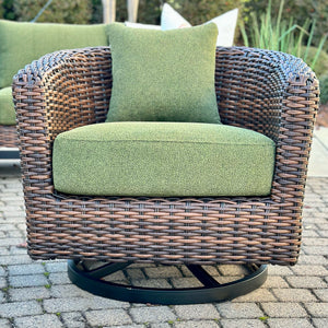 Mocha Outdoor Swivel Chair