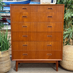 Cabinets & Display