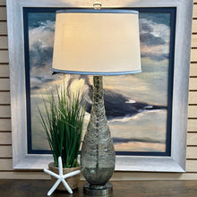 Load image into Gallery viewer, Crackled Glass Lamp
